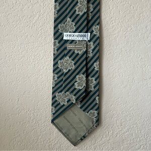 Giorgio Armani Men's Silk Neck Tie